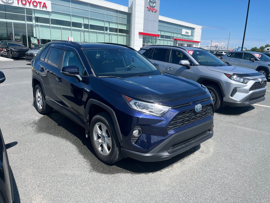 2020 Toyota RAV4 Hybrid XLE in Amos, Quebec
