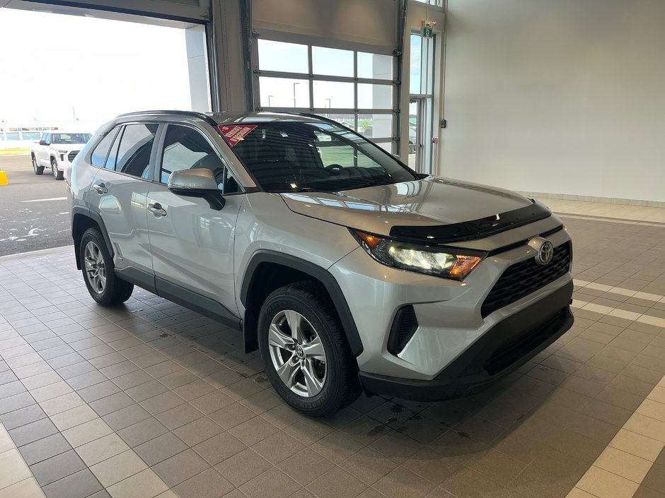 Toyota RAV4 Hybrid LE 2025 à Amos, Québec