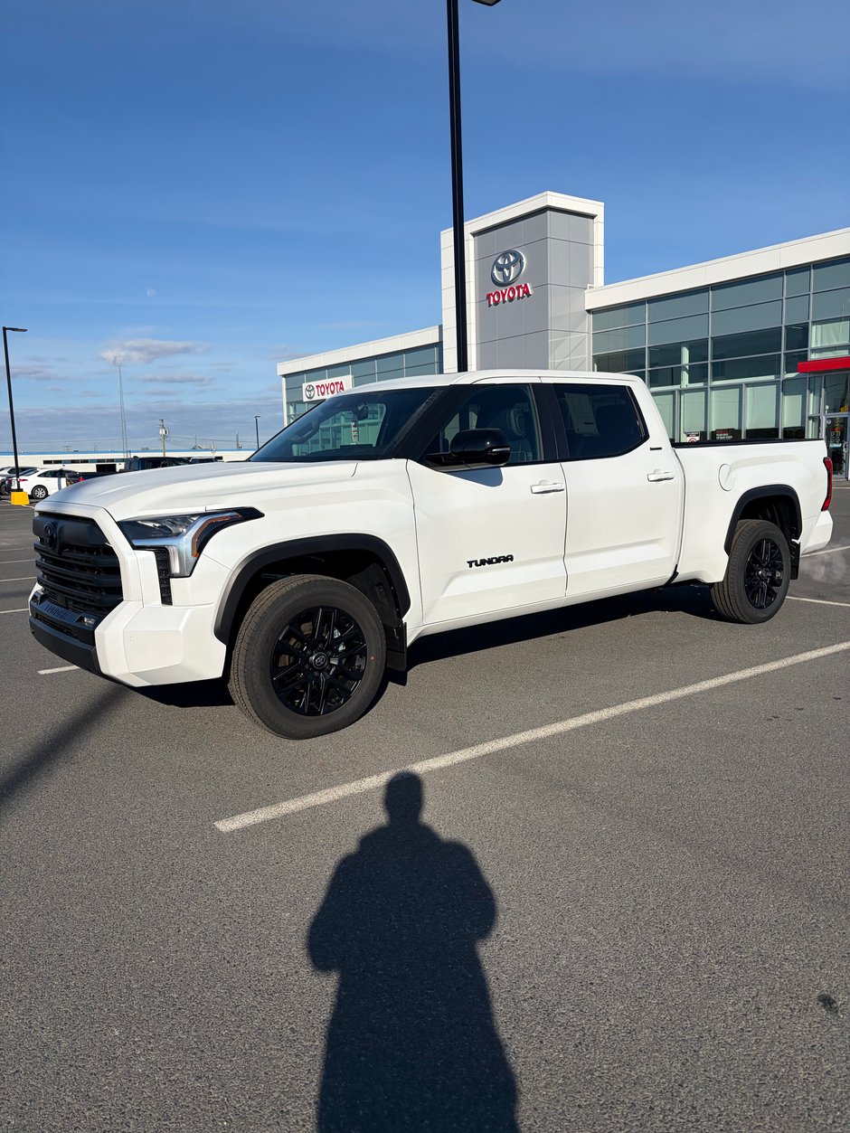 Toyota Tundra LIMITED NIGHTSHADE 2026 à Amos, Québec