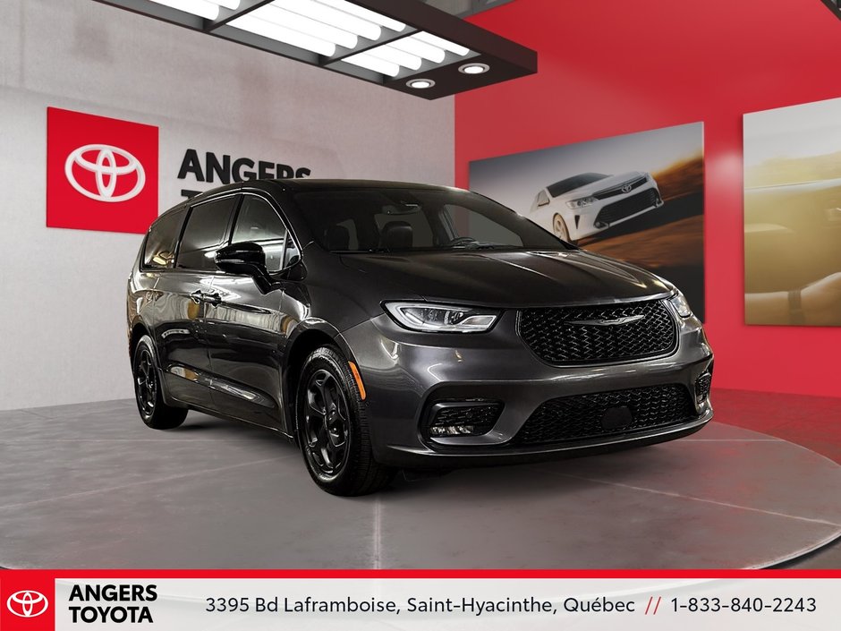 Chrysler Pacifica Hybrid Limited 2023-2