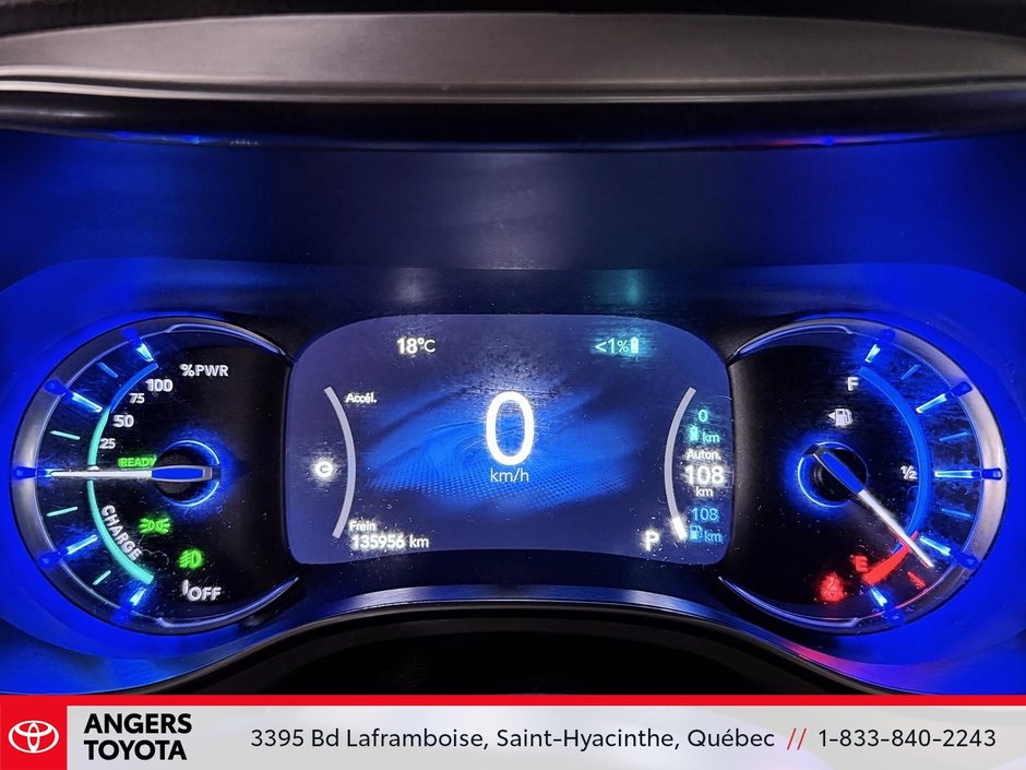 Chrysler Pacifica Hybrid Limited 2023-27