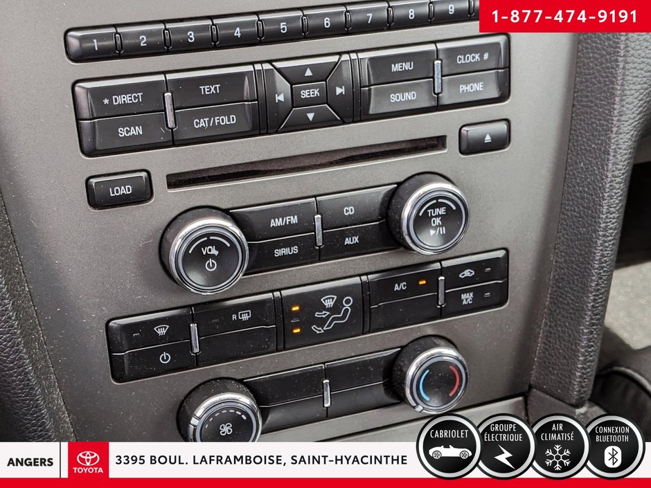 2011 Ford Mustang Convertible premium v6-13