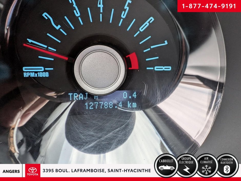 2011 Ford Mustang Convertible premium v6-17