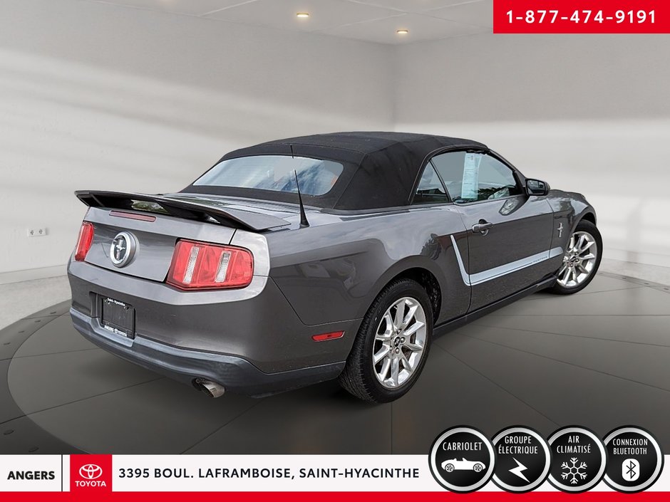 2011 Ford Mustang Convertible premium v6-3