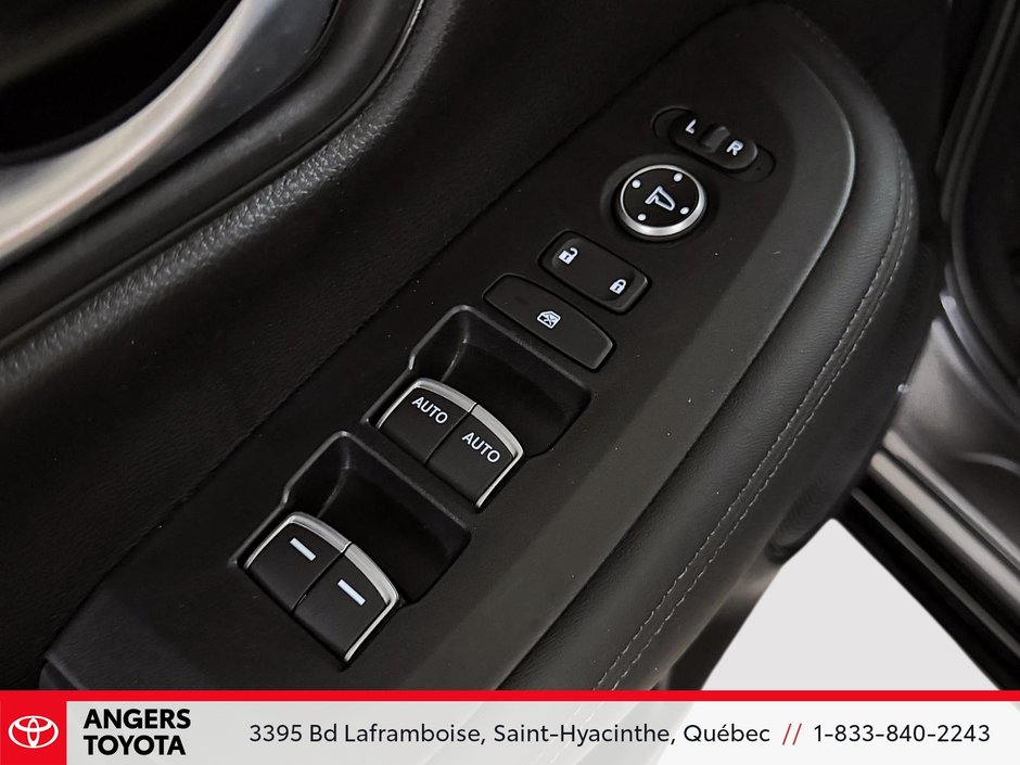 2024 Honda HR-V EX-L Navi-9