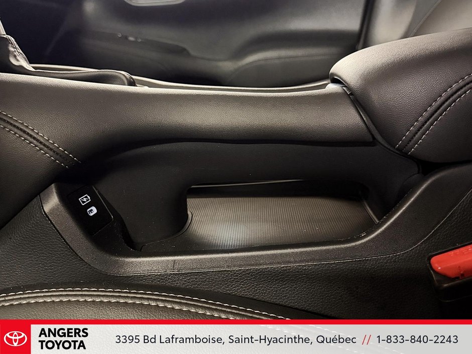 2024 Honda HR-V EX-L Navi-12