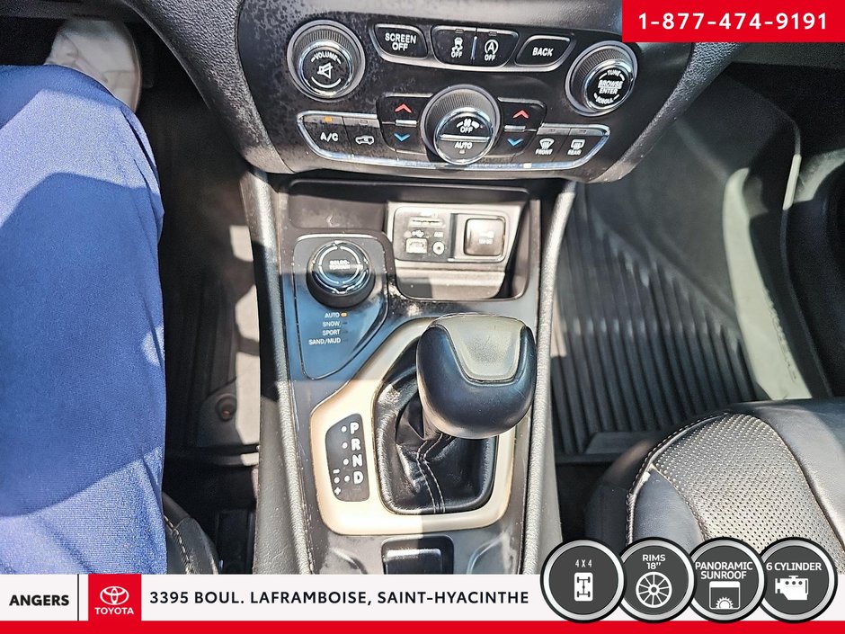 2016 Jeep Cherokee Limited-23