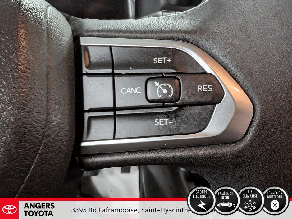 2023 Jeep Compass Altitude-13