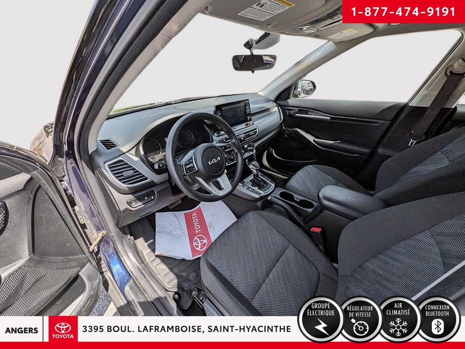 Kia Seltos LX 2022-8