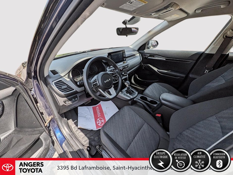 Kia Seltos LX 2022-8