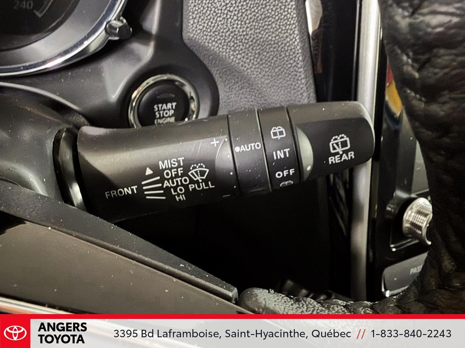 Mitsubishi RVR SEL 4WD 2023-14