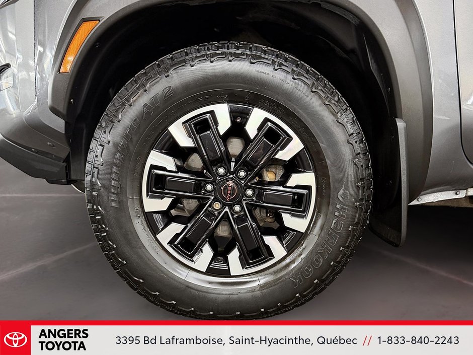 2022 Nissan Frontier PRO4X-22