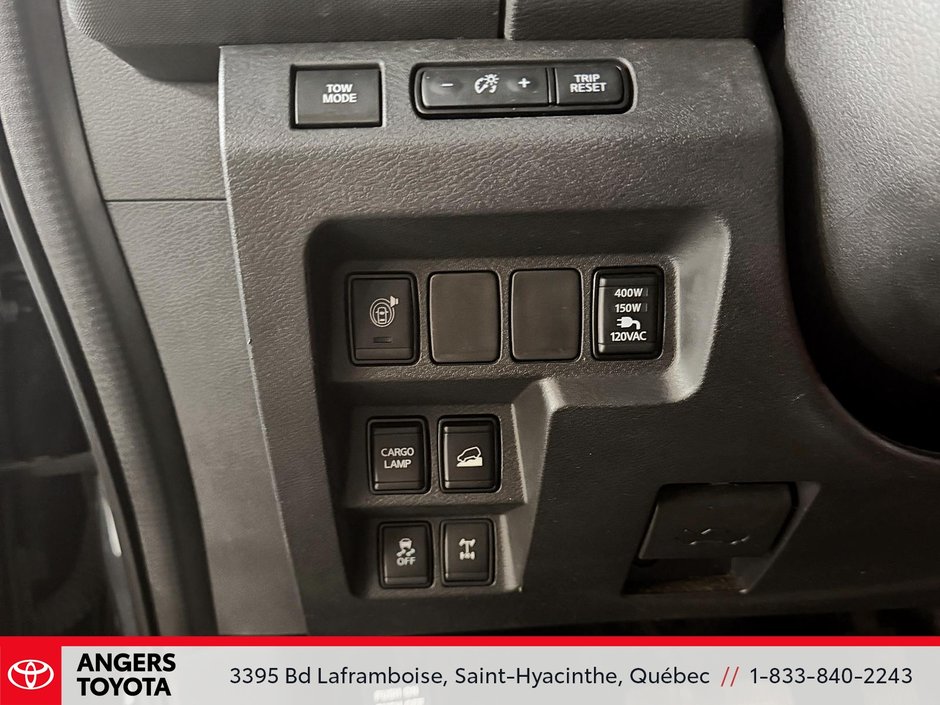2022 Nissan Frontier PRO4X-12
