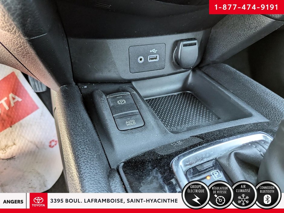 Nissan Qashqai SV 2022-14