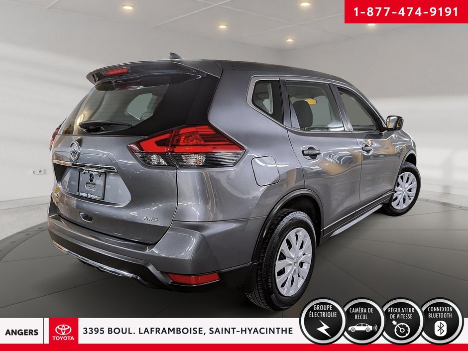 2017 Nissan Rogue S-1