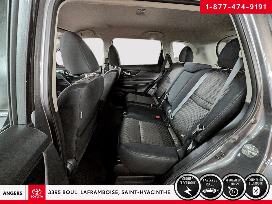 2017 Nissan Rogue S-9