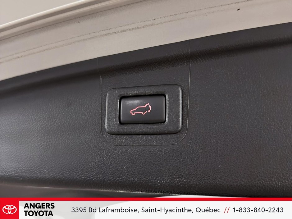 2018 Subaru Outback Touring-19