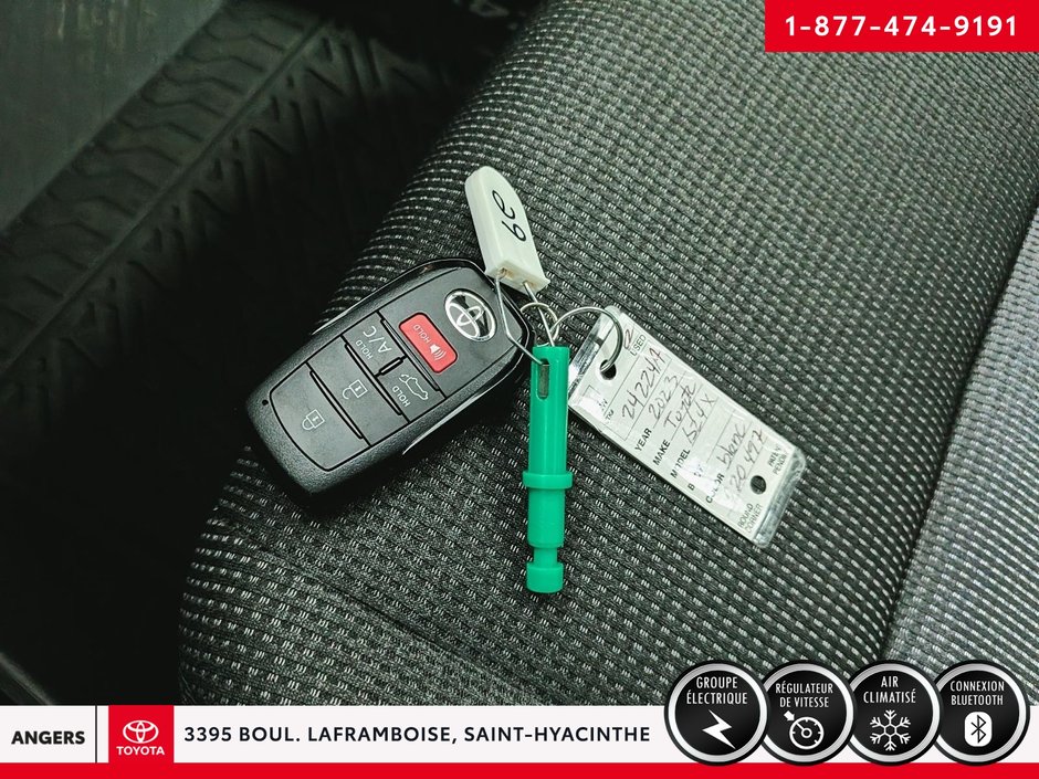 2023 Toyota BZ4X LE-17