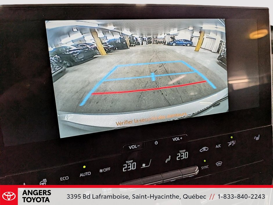 2025 Toyota bZ4X LE-15