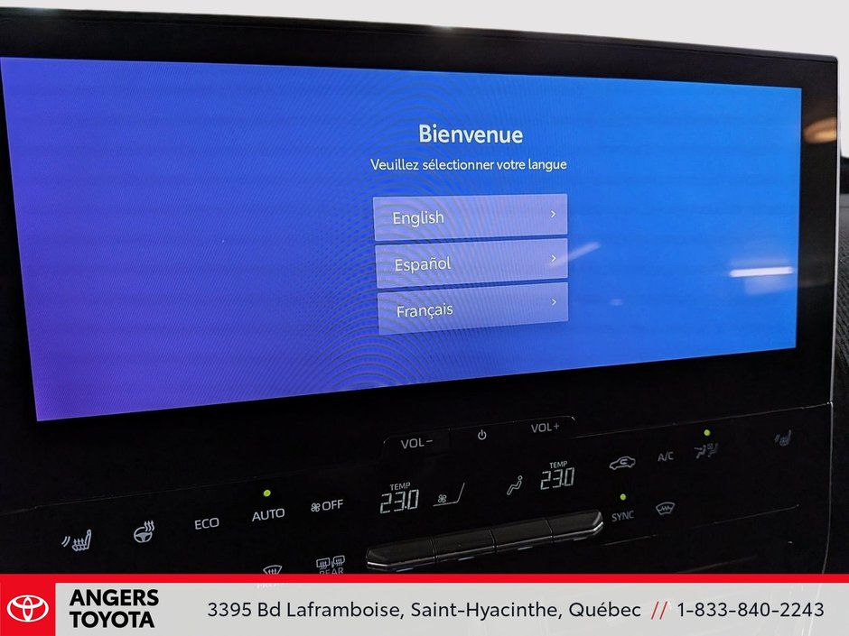 2025 Toyota bZ4X LE-16