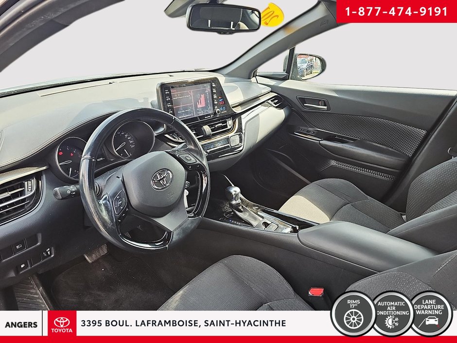 2019 Toyota C-HR XLE-12
