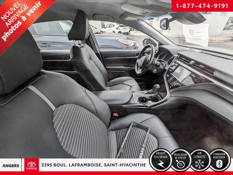 2018 Toyota Camry SE-2