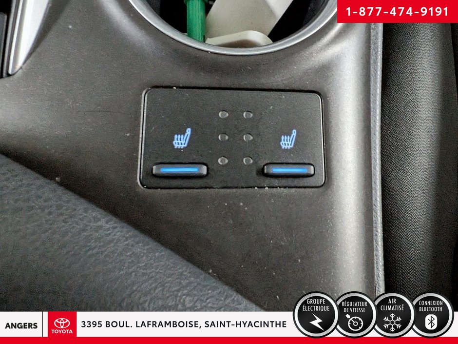 Toyota Camry Hybrid LE 2021-19