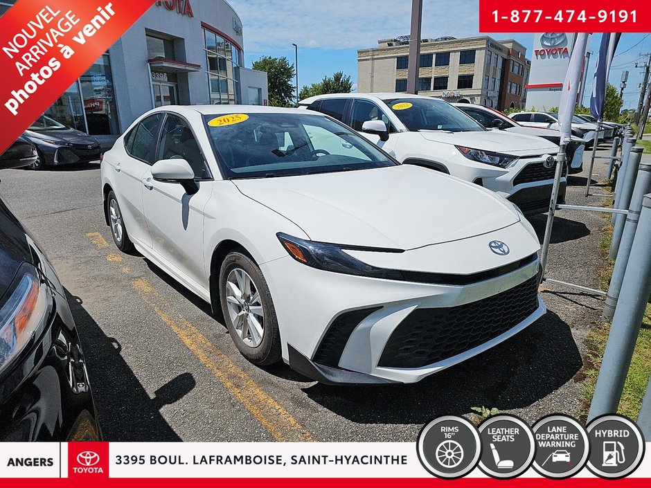 2025 Toyota Camry SE-0