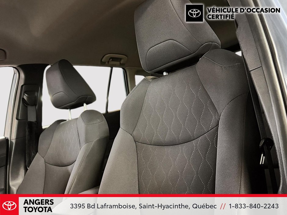 2023 Toyota Corolla Cross LE-6