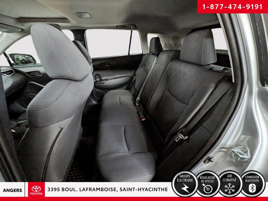 Toyota Corolla Cross LE 2025-8