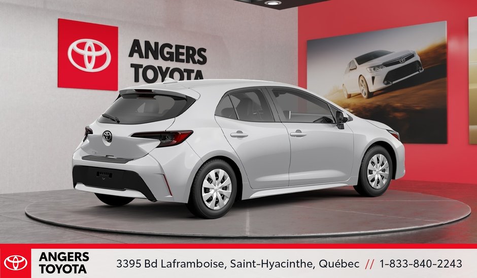 2027 Toyota Corolla Hatchback SE-2