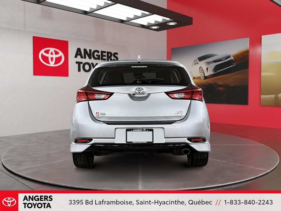 2018 Toyota Corolla iM hatchback-4
