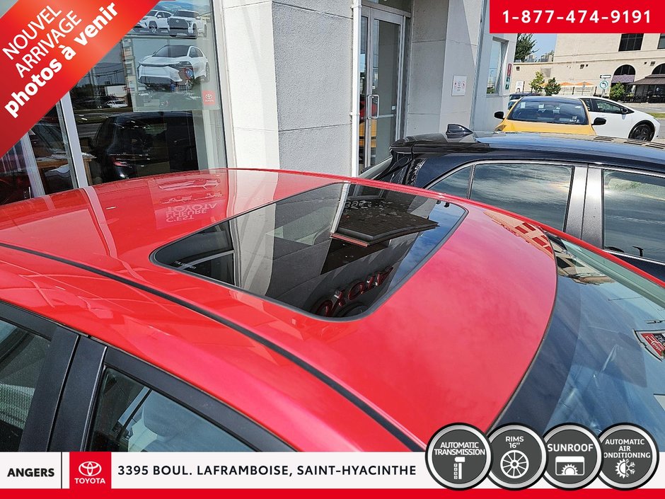 2014 Toyota Corolla LE UPGRADE-2