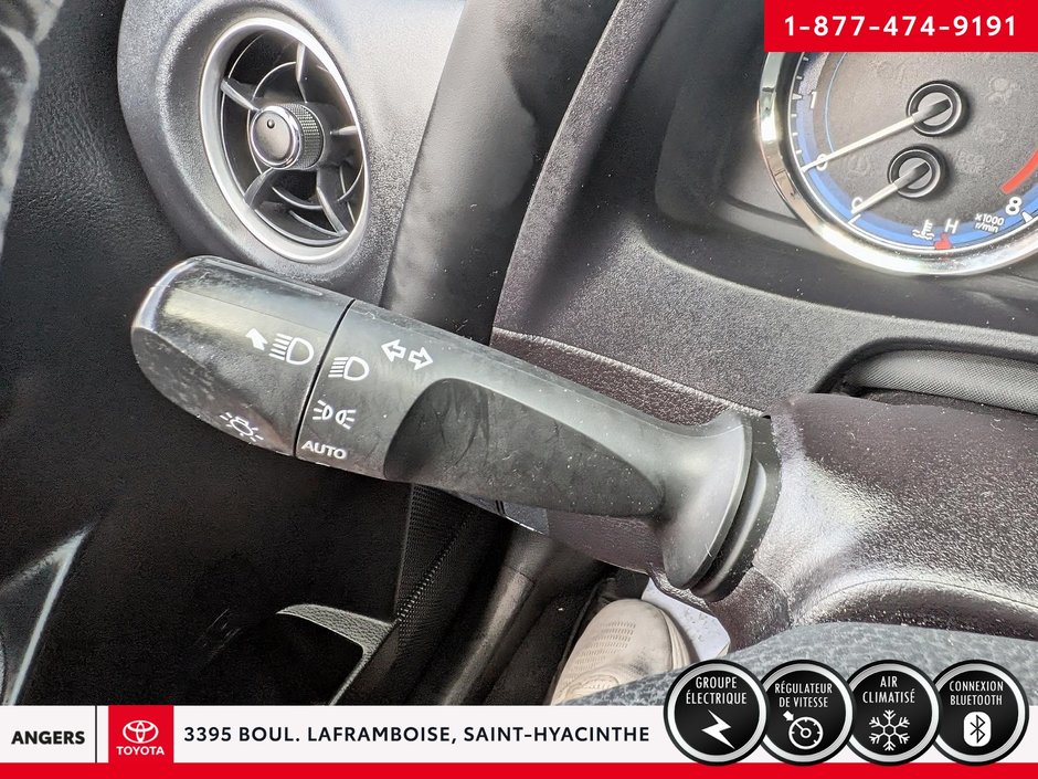 Toyota Corolla LE 2019-14