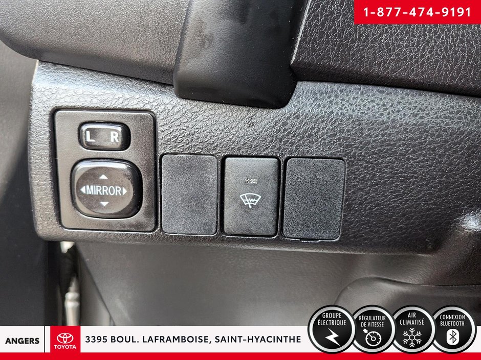 Toyota Corolla LE 2019-10