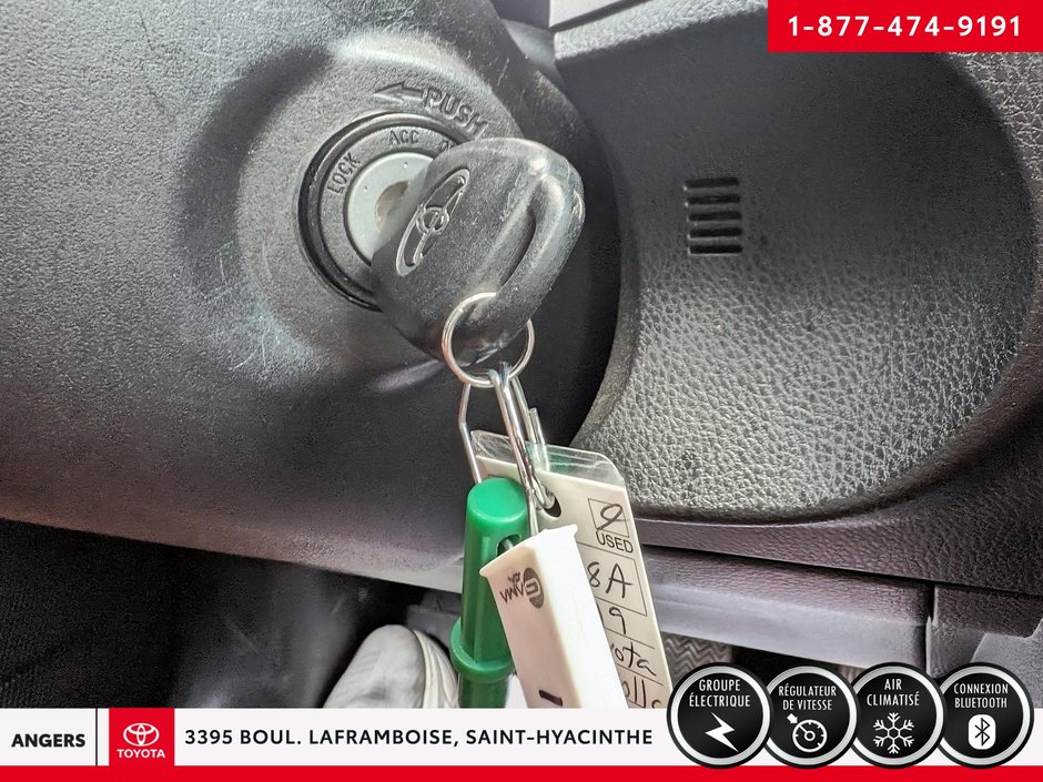 Toyota Corolla LE 2019-23