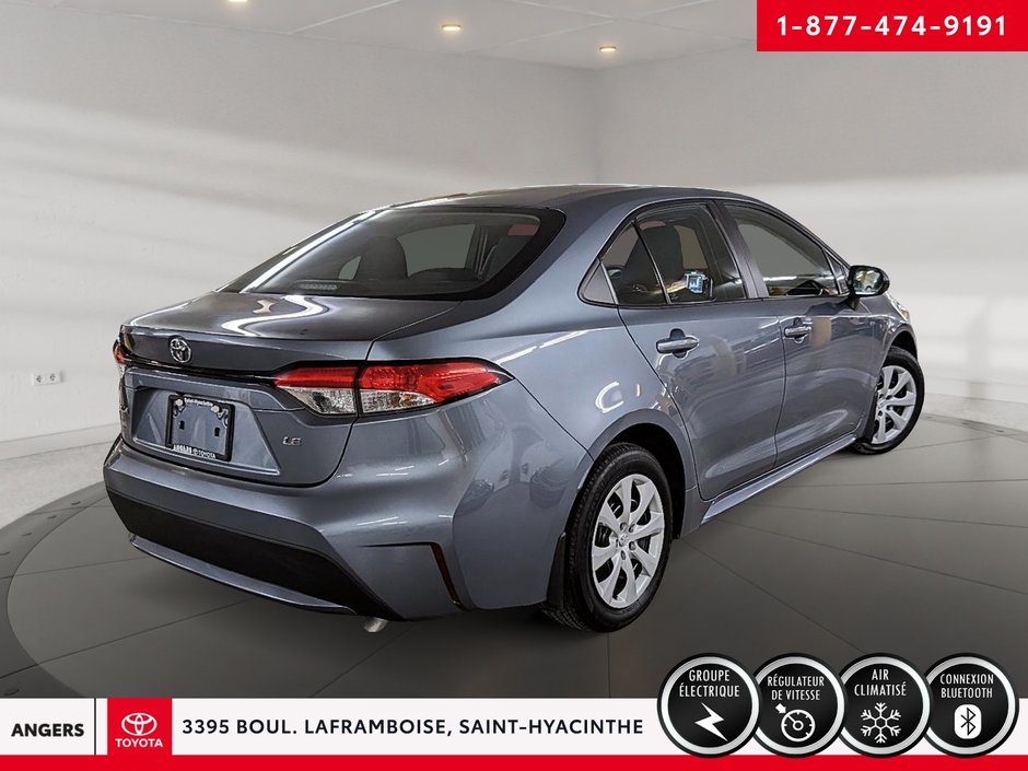 Toyota Corolla LE 2021-3