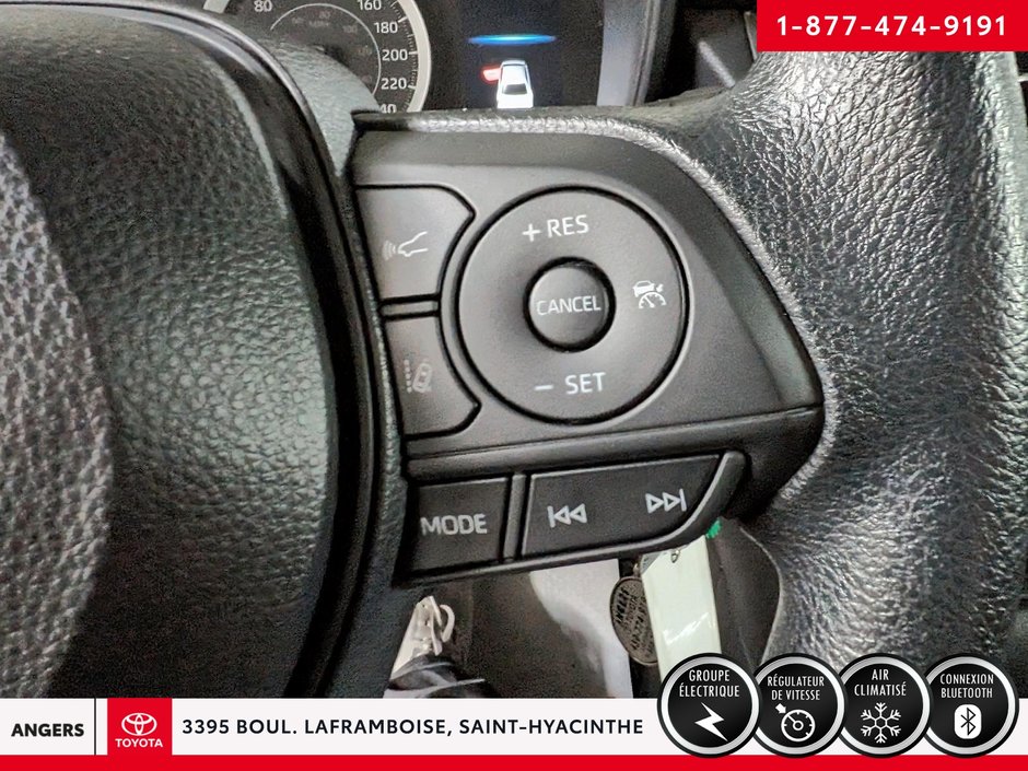 Toyota Corolla LE 2021-11