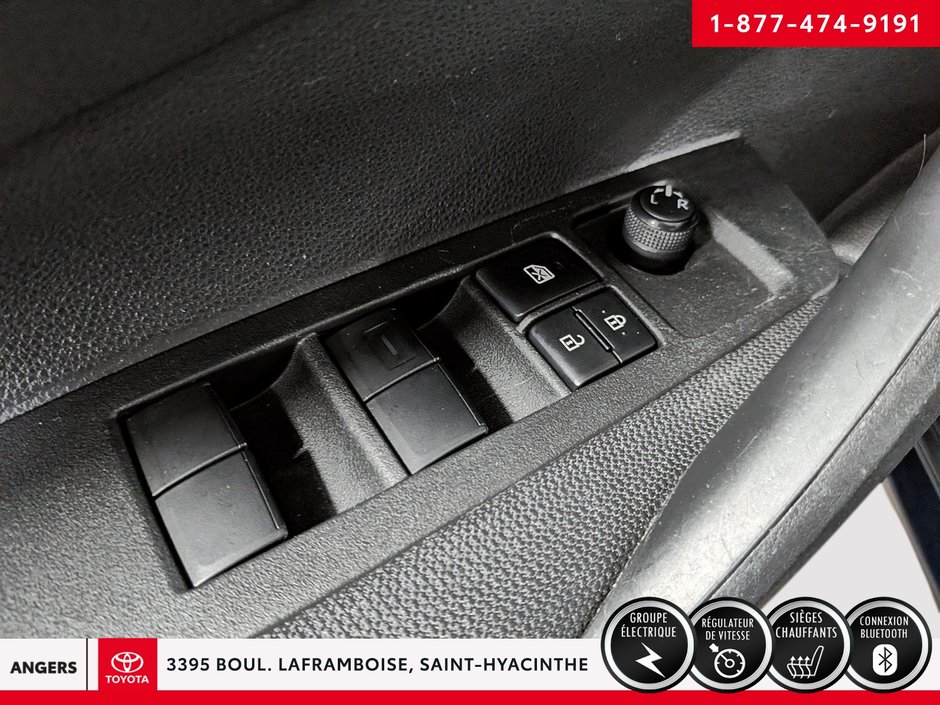 Toyota Corolla LE 2021-12