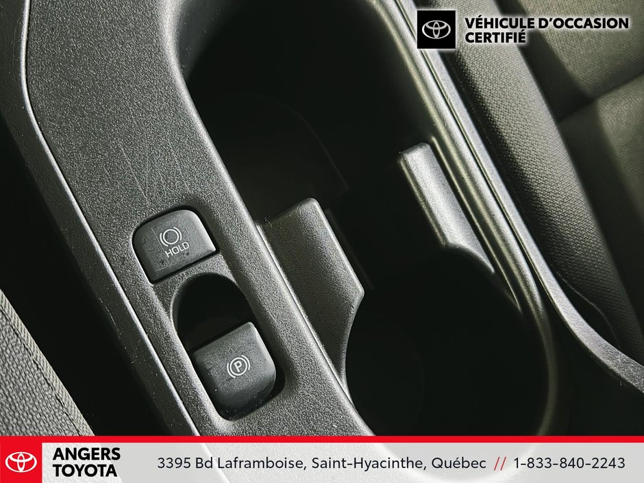 2025 Toyota Corolla Hybrid LE-14