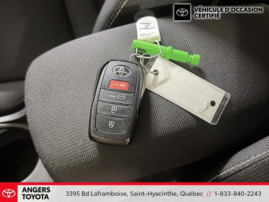 2025 Toyota Corolla Hybrid LE-25