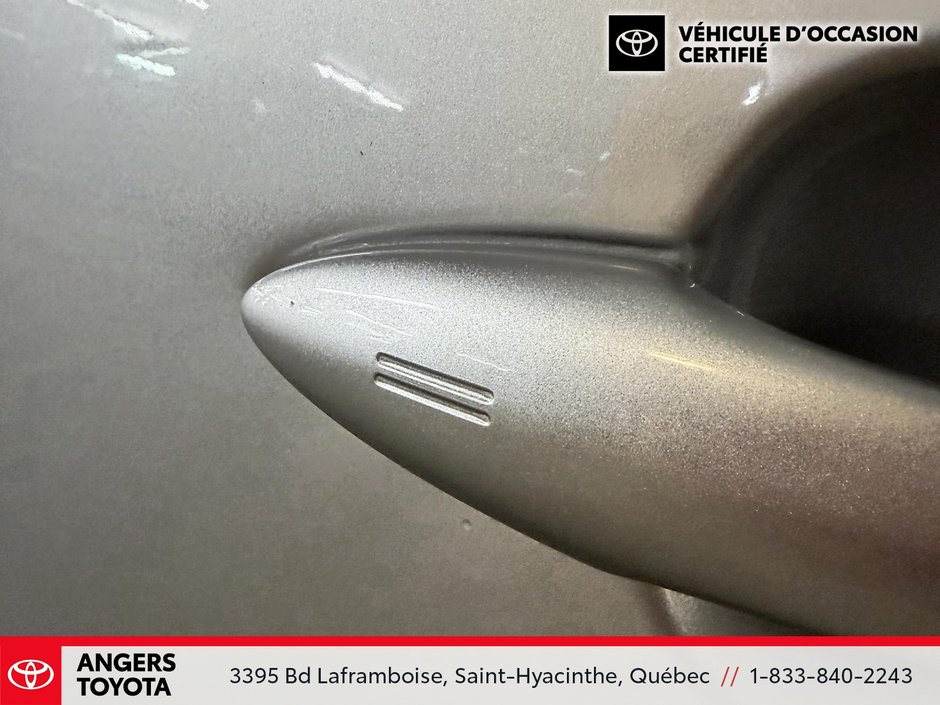 2025 Toyota Corolla Hybrid LE-9