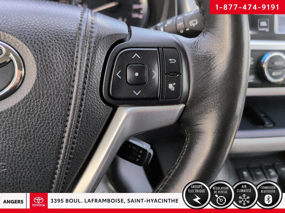 2015 Toyota Highlander Limited-13