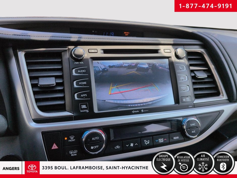 2015 Toyota Highlander Limited-16