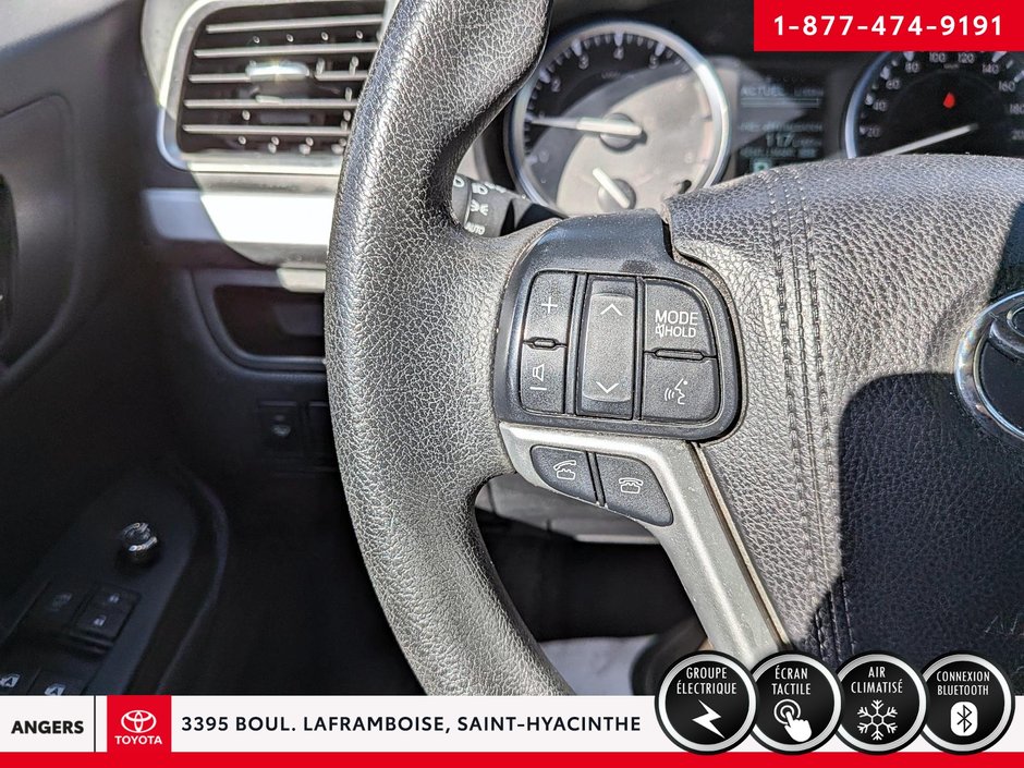2016 Toyota Highlander LE-11