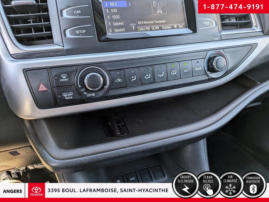 2016 Toyota Highlander LE-16