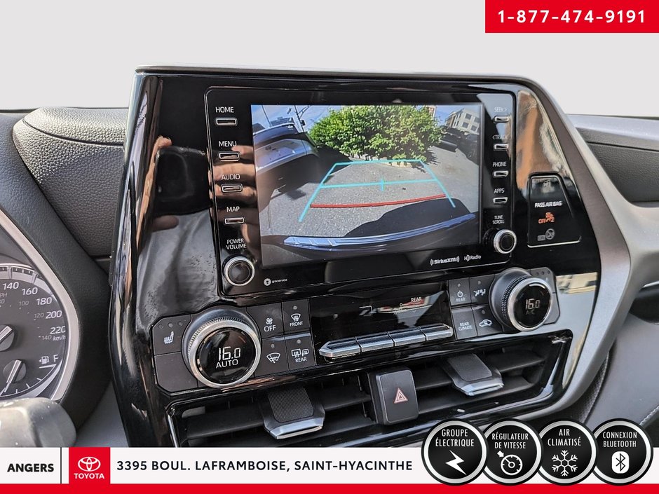 2022 Toyota Highlander XLE-17