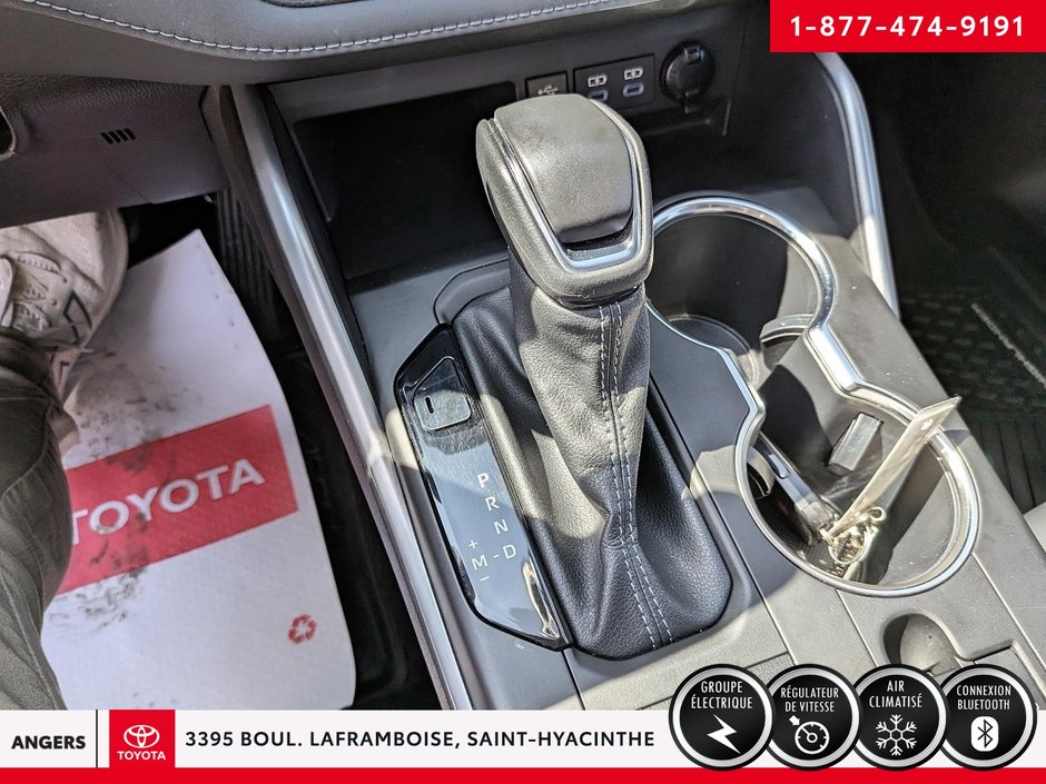 2022 Toyota Highlander XLE-19