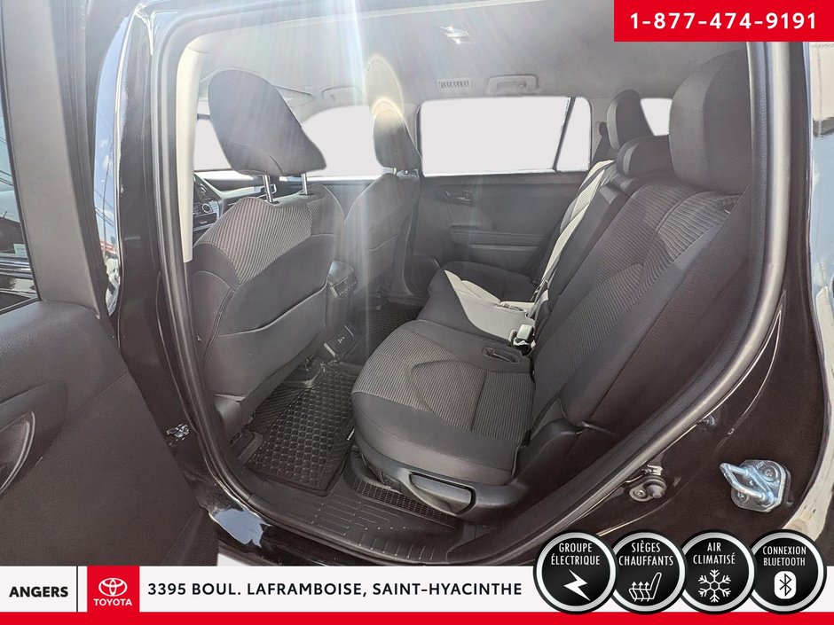 2023 Toyota Highlander Hybrid LE-6