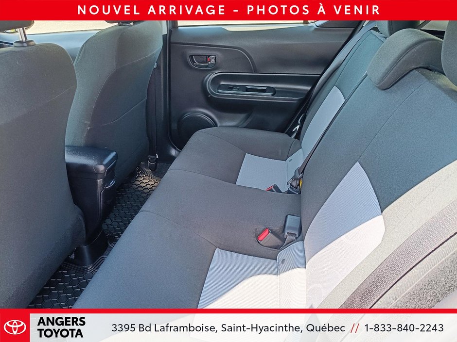 Toyota Prius c hybride 2018-9
